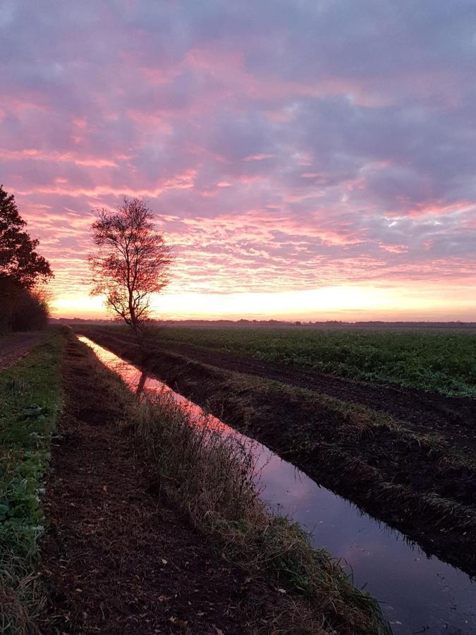 Drenths Landgoed, Welkom thuis Annerveenschekanaal Buitenkant foto